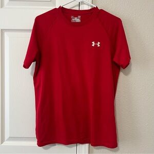 Men’s Under Armour Red Short Sleeve Athletic Shirt - Small